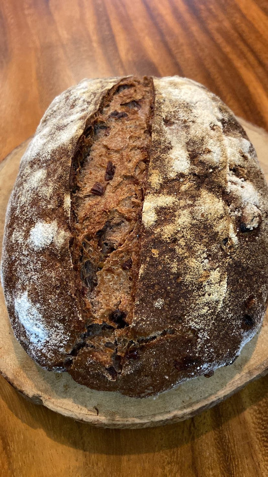 Sourdough zanahoria, pasas y nueces